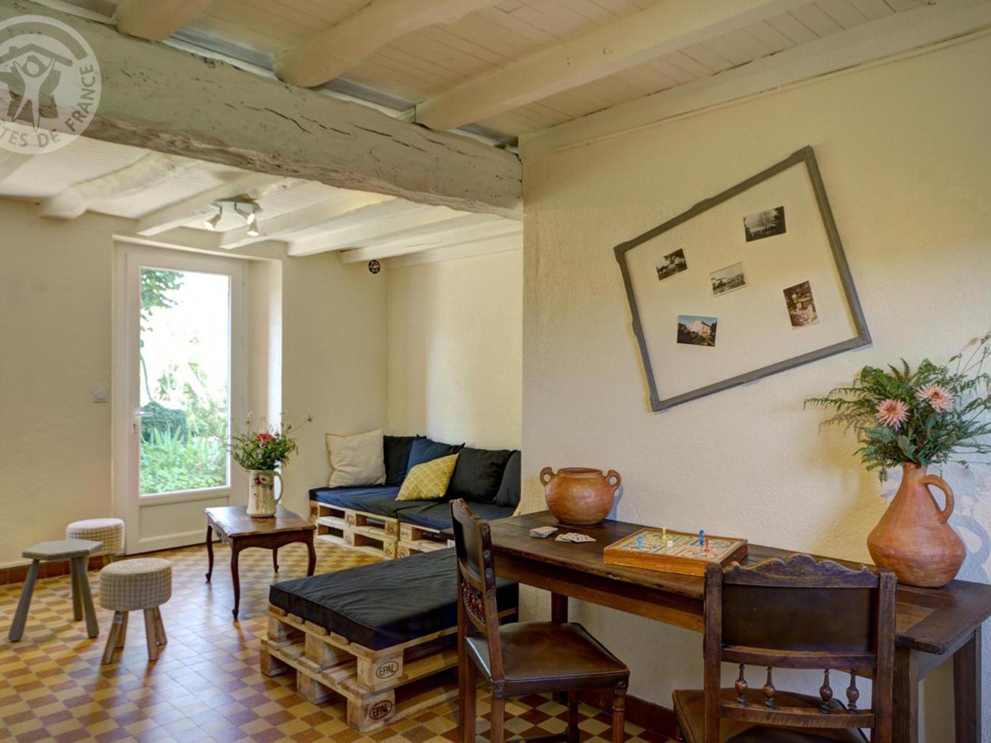 Gite Spacieux Avec Jardin Arbore Et Jeux Enfants, A Proximite De St-Etienne Et Lyon - Fr-1-496-147 Montchal Εξωτερικό φωτογραφία