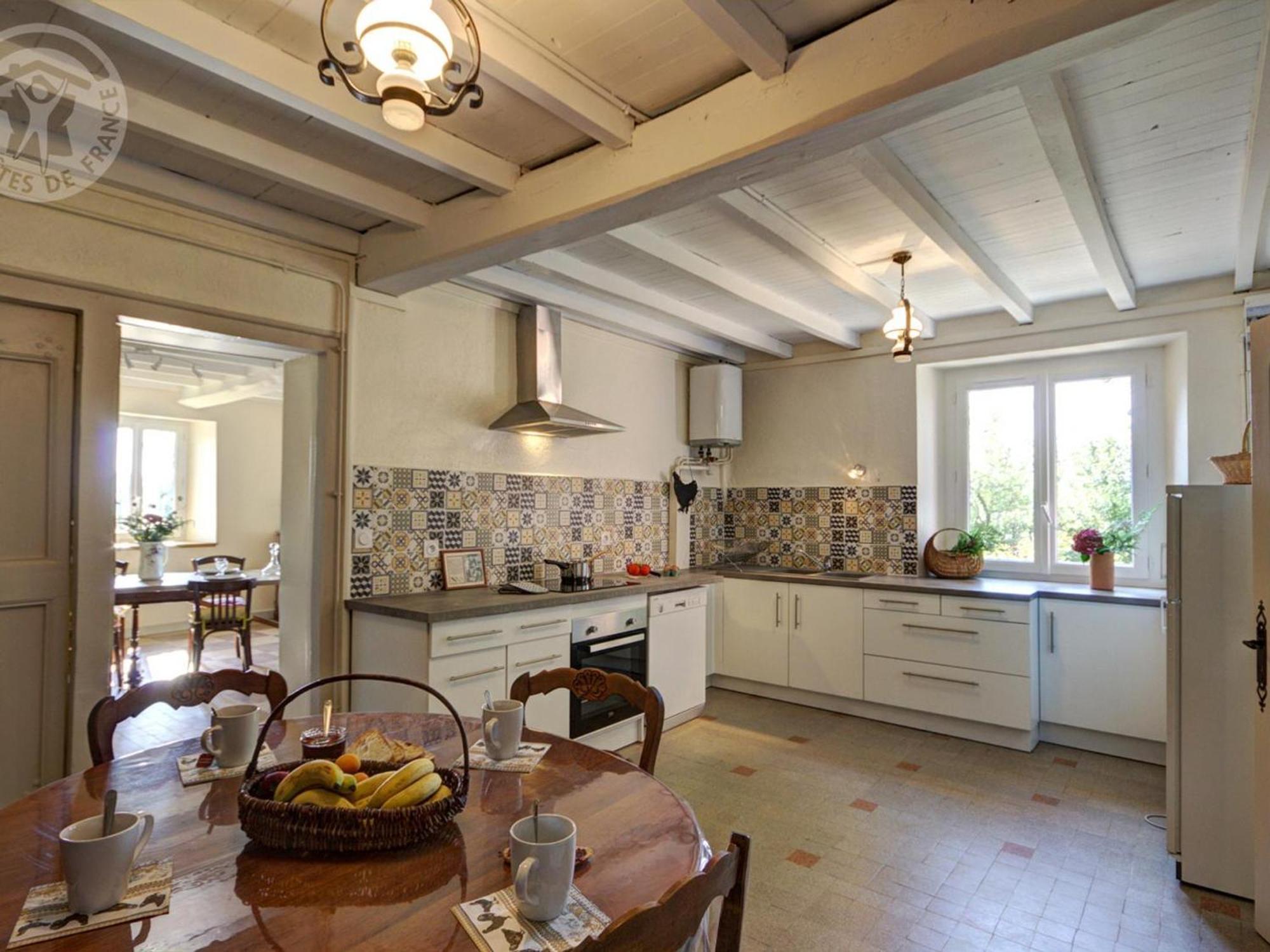 Gite Spacieux Avec Jardin Arbore Et Jeux Enfants, A Proximite De St-Etienne Et Lyon - Fr-1-496-147 Montchal Εξωτερικό φωτογραφία